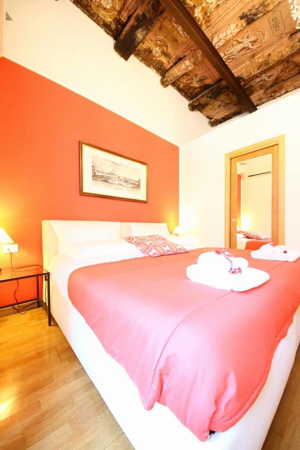Talismano Luxury Rooms & Apartments Νάπολη Εξωτερικό φωτογραφία