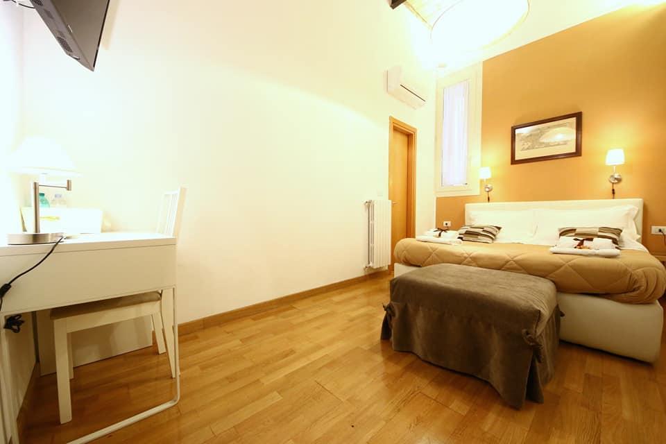 Talismano Luxury Rooms & Apartments Νάπολη Εξωτερικό φωτογραφία