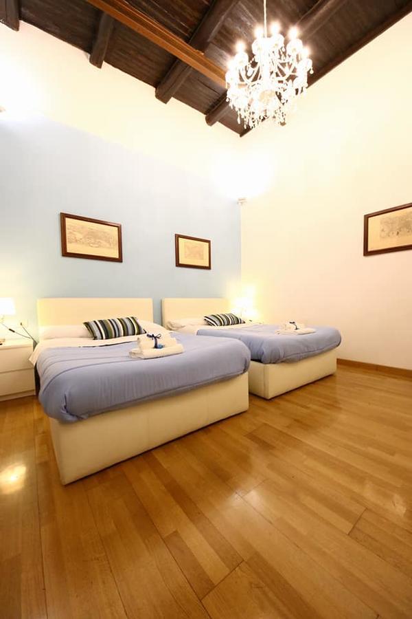 Talismano Luxury Rooms & Apartments Νάπολη Εξωτερικό φωτογραφία